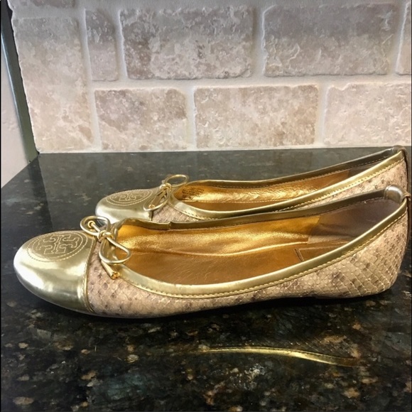 Tory Burch Shoes - Make offer will be deleting size 6